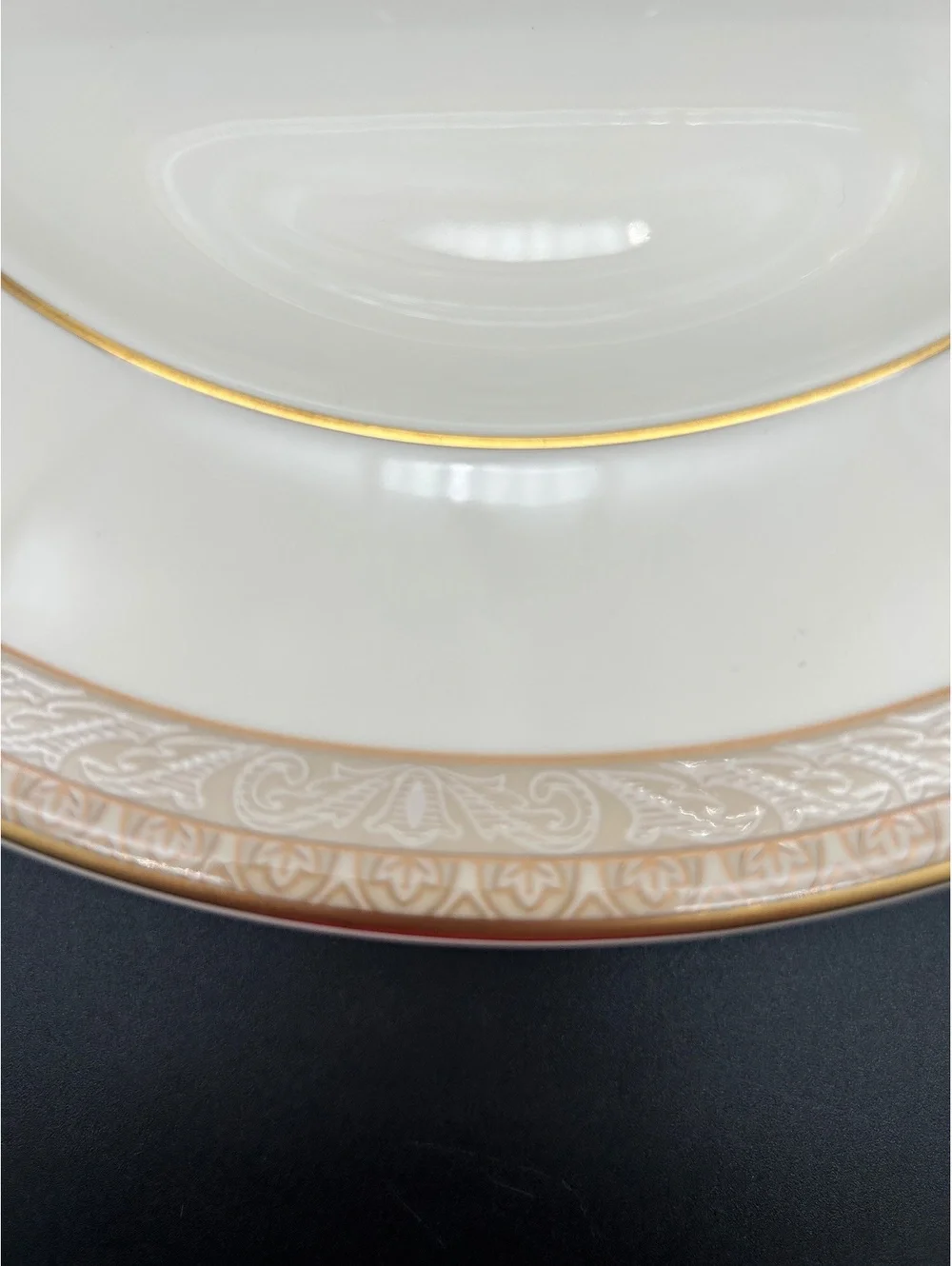 6 Royal Doulton “Toulouse” Dinner Plates- Like New